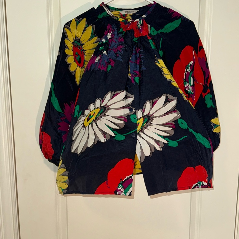 Fabulous Tucker NYC top